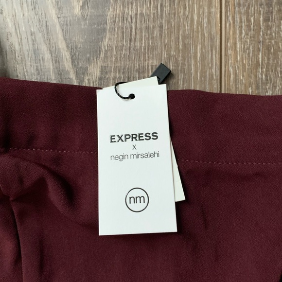 Brand new Jumpsuit from Express . Never worn. - Picture 3 of 4